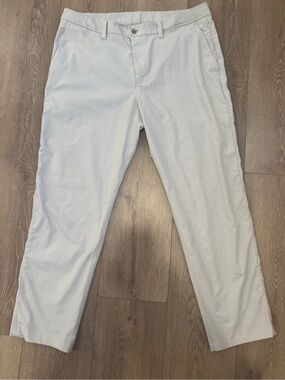 Lululemon Ivory ABC pants 36 x 31